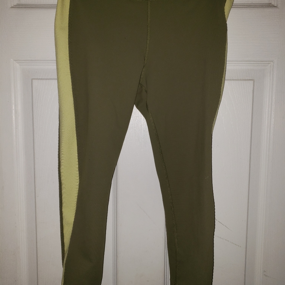Under armour army green athletic leggings